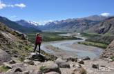 A bela paisagem da trilha para a Laguna de Los Tres, no parque Los Glaciares, região de El Chaltén, no sul da patagonia argentina